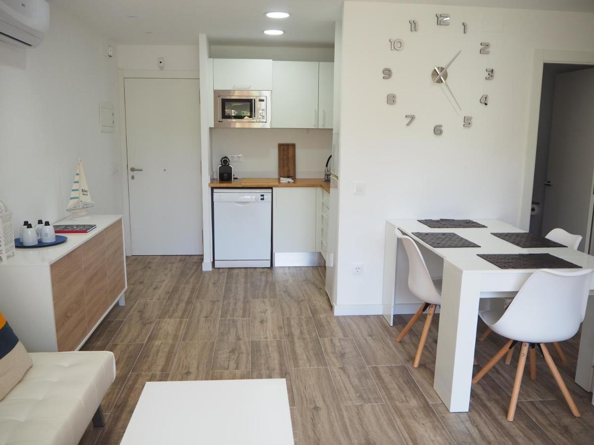 Apartament Amb Piscina I Aparcament - Baixos Amb Jardinet 칼레냐 데 팔라푸르헬 외부 사진