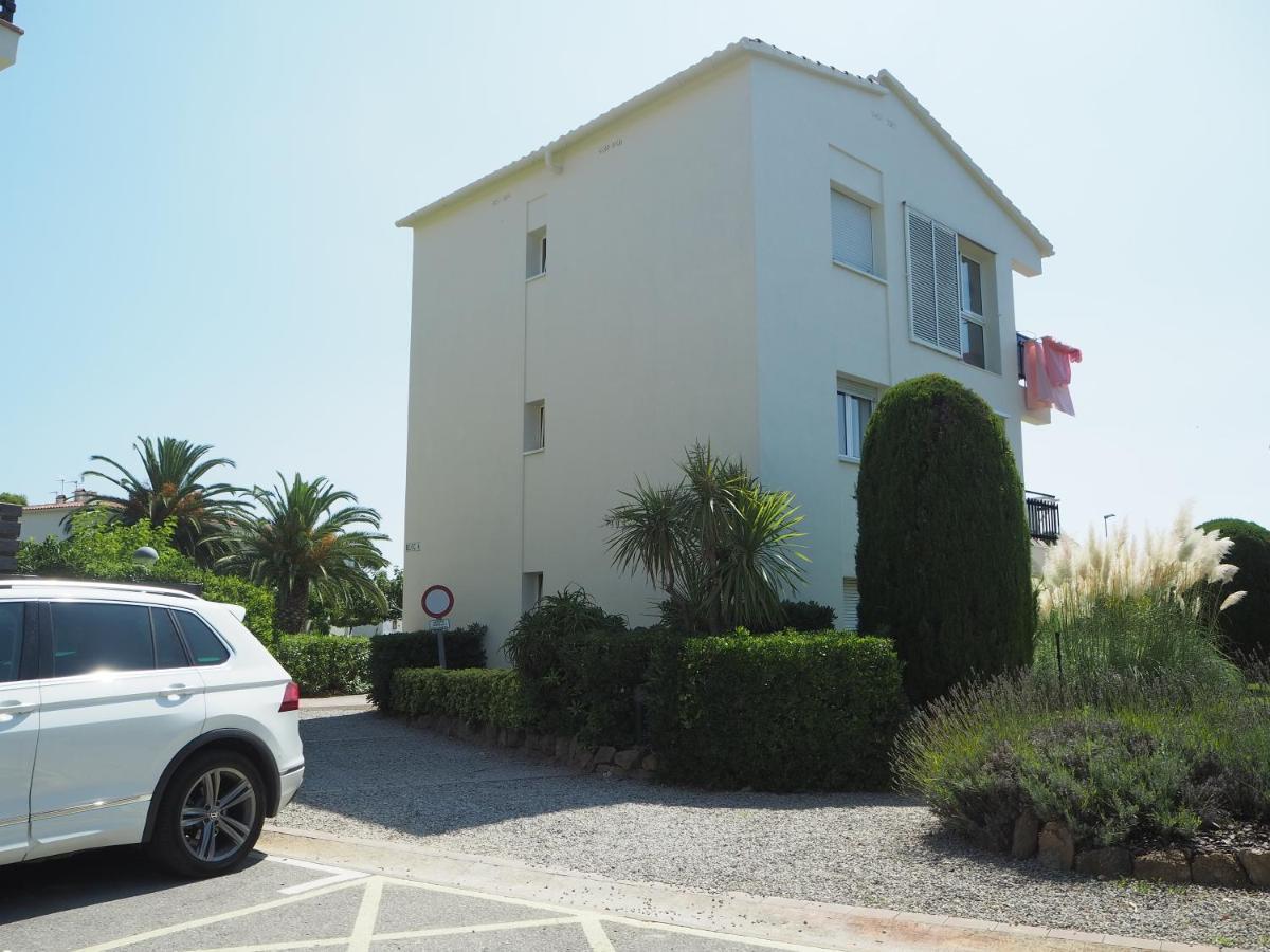 Apartament Amb Piscina I Aparcament - Baixos Amb Jardinet 칼레냐 데 팔라푸르헬 외부 사진