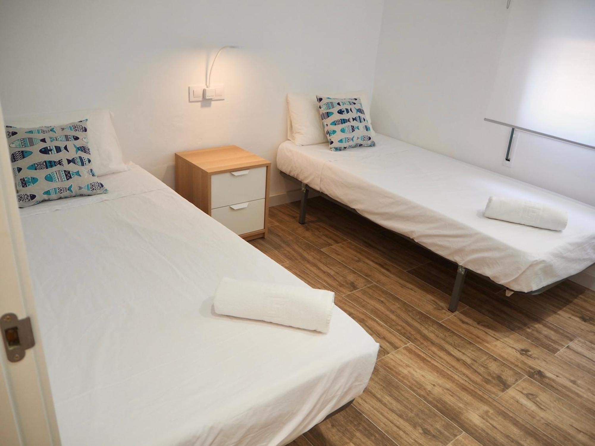 Apartament Amb Piscina I Aparcament - Baixos Amb Jardinet 칼레냐 데 팔라푸르헬 외부 사진